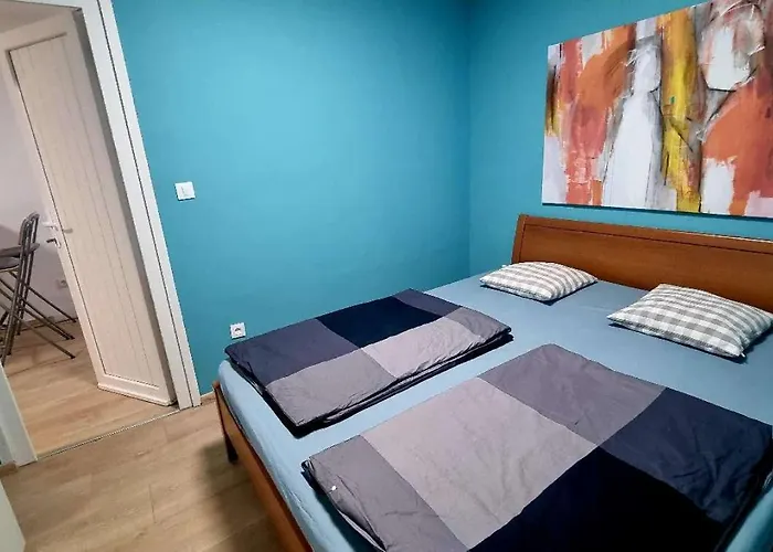 Leomi Apartment