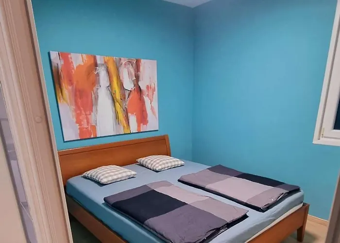 Leomi Apartment