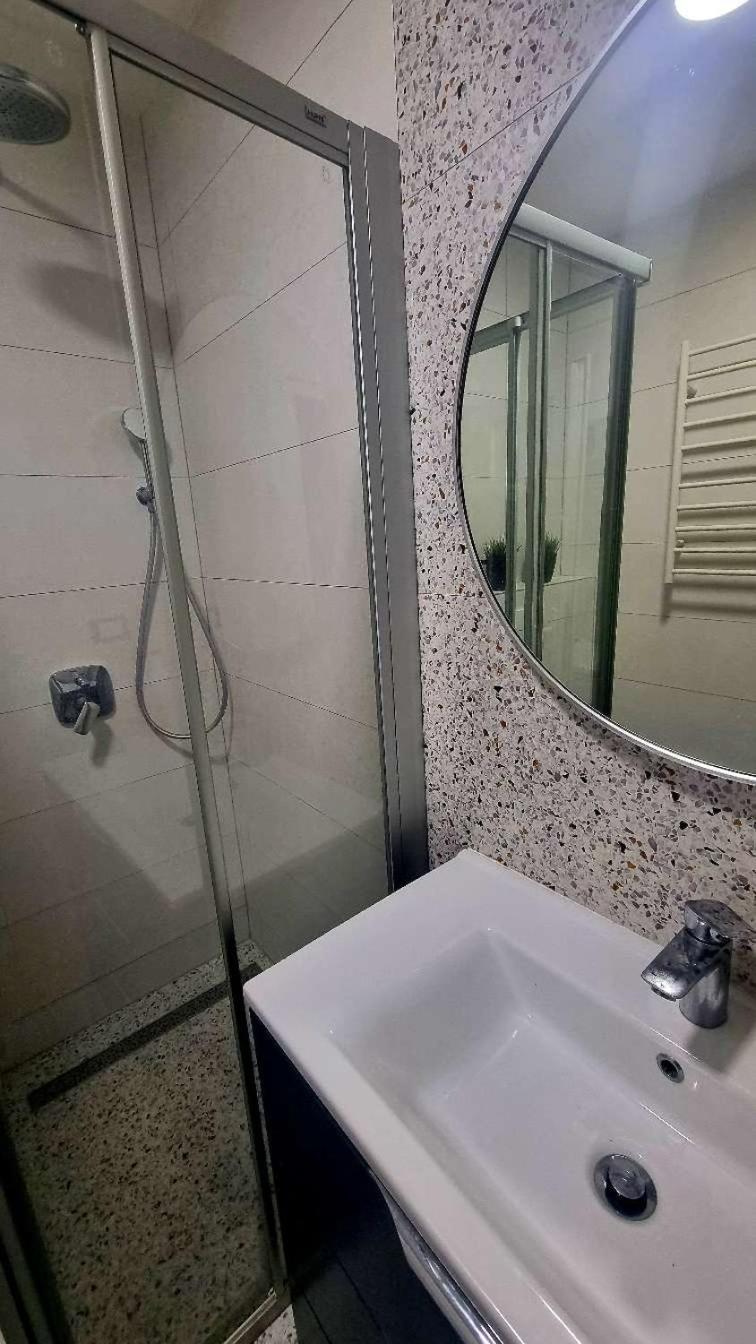 Leomi Apartamento *